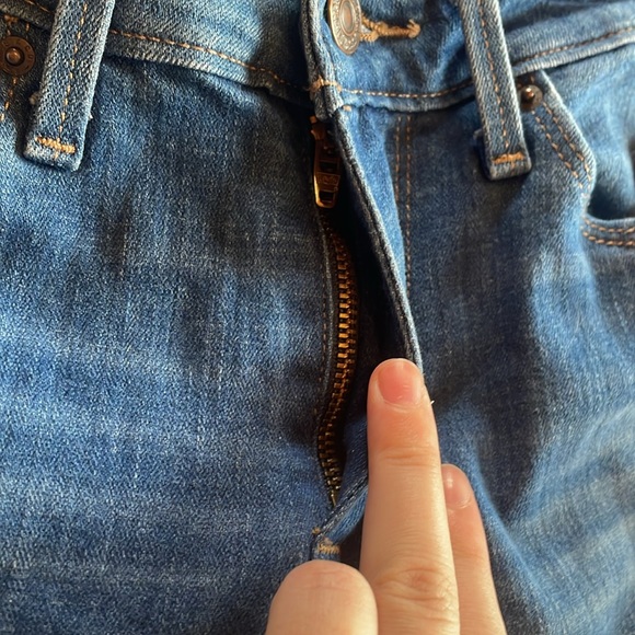 Levi Strauss & Co. Skinny Jeans - Picture 3 of 6